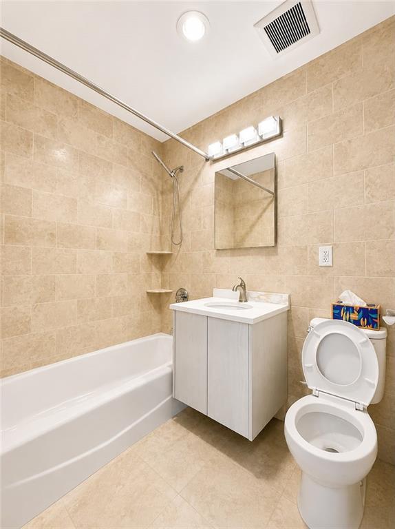1024 67th Street Bensonhurst Brooklyn NY 11219