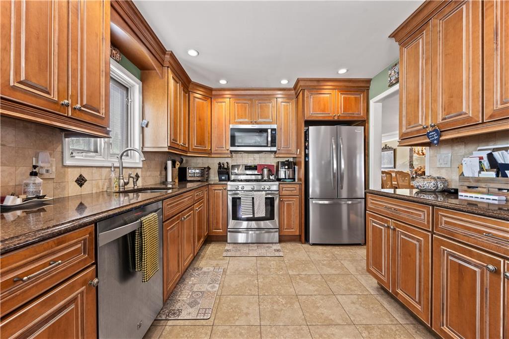 4711 Hylan Boulevard Annadale Staten Island NY 10312