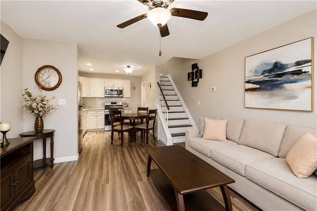 360 Barlow Avenue Eltingville Staten Island NY 10312