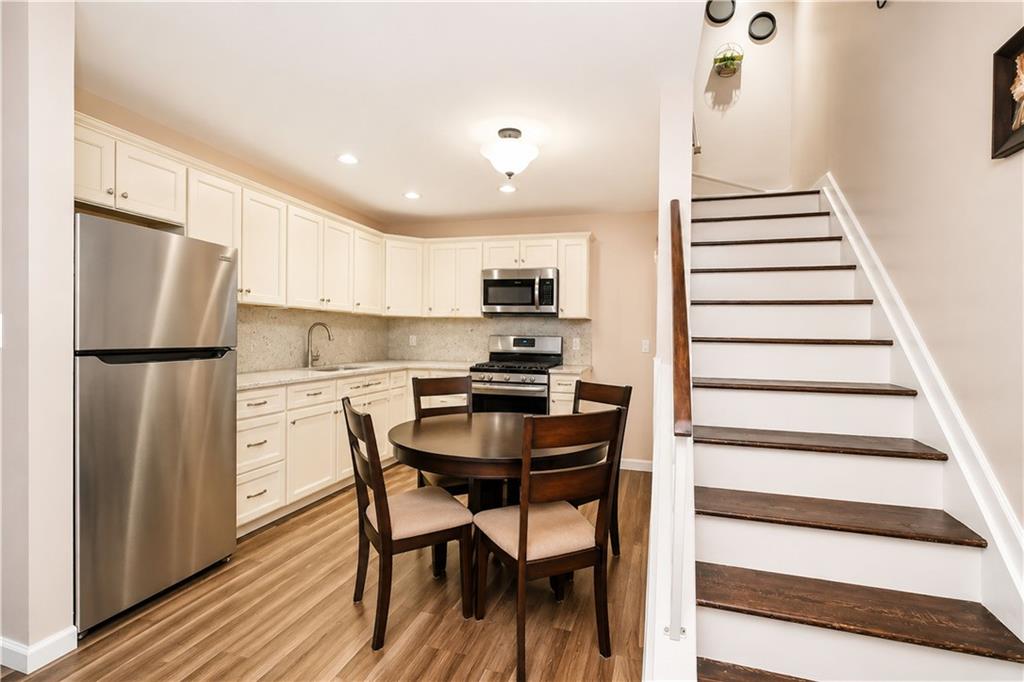 360 Barlow Avenue Eltingville Staten Island NY 10312