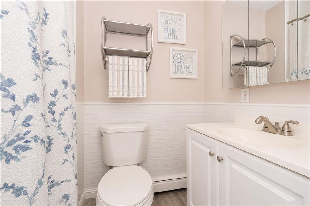 360 Barlow Avenue Eltingville Staten Island NY 10312