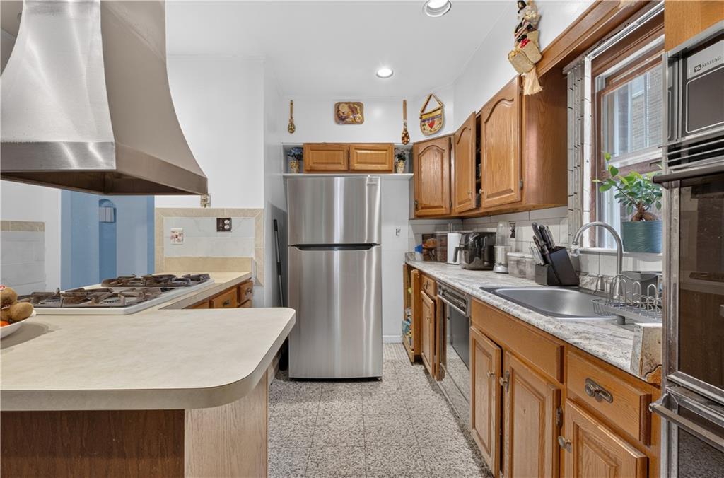 4739 197th Street Flushing Flushing NY 11358