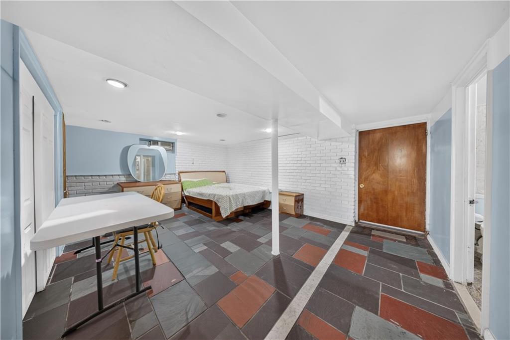4739 197th Street Flushing Flushing NY 11358