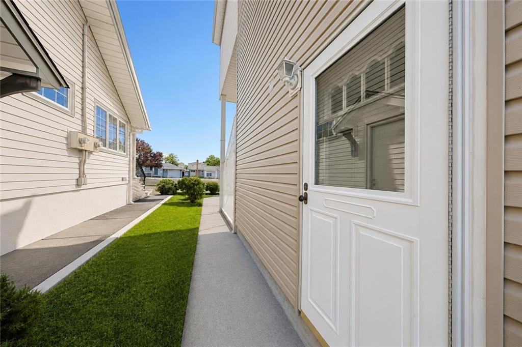 42 Hamden Avenue Grant City Staten Island NY 10306