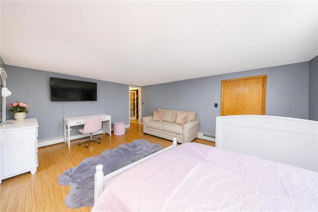 42 Hamden Avenue Grant City Staten Island NY 10306