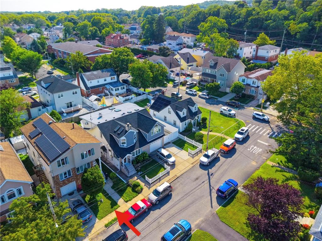 42 Hamden Avenue Grant City Staten Island NY 10306