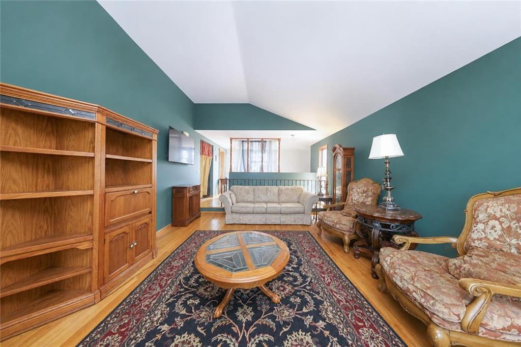 42 Hamden Avenue Grant City Staten Island NY 10306