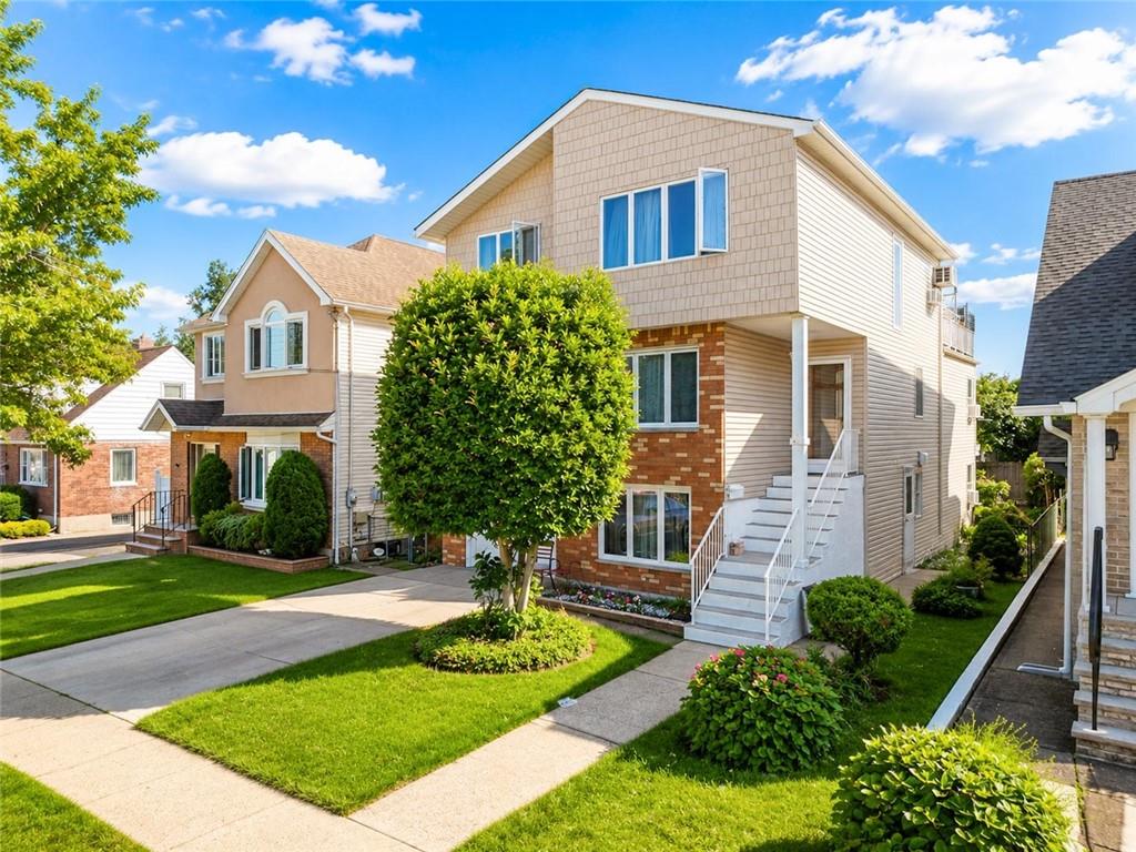 42 Hamden Avenue Grant City Staten Island NY 10306