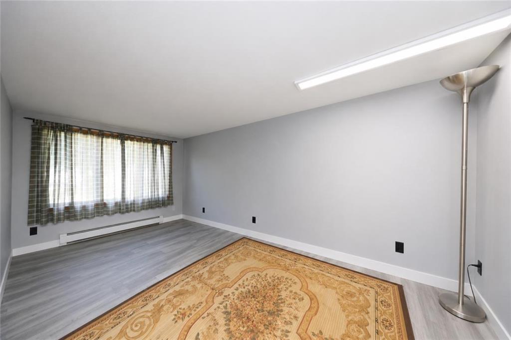 42 Hamden Avenue Grant City Staten Island NY 10306