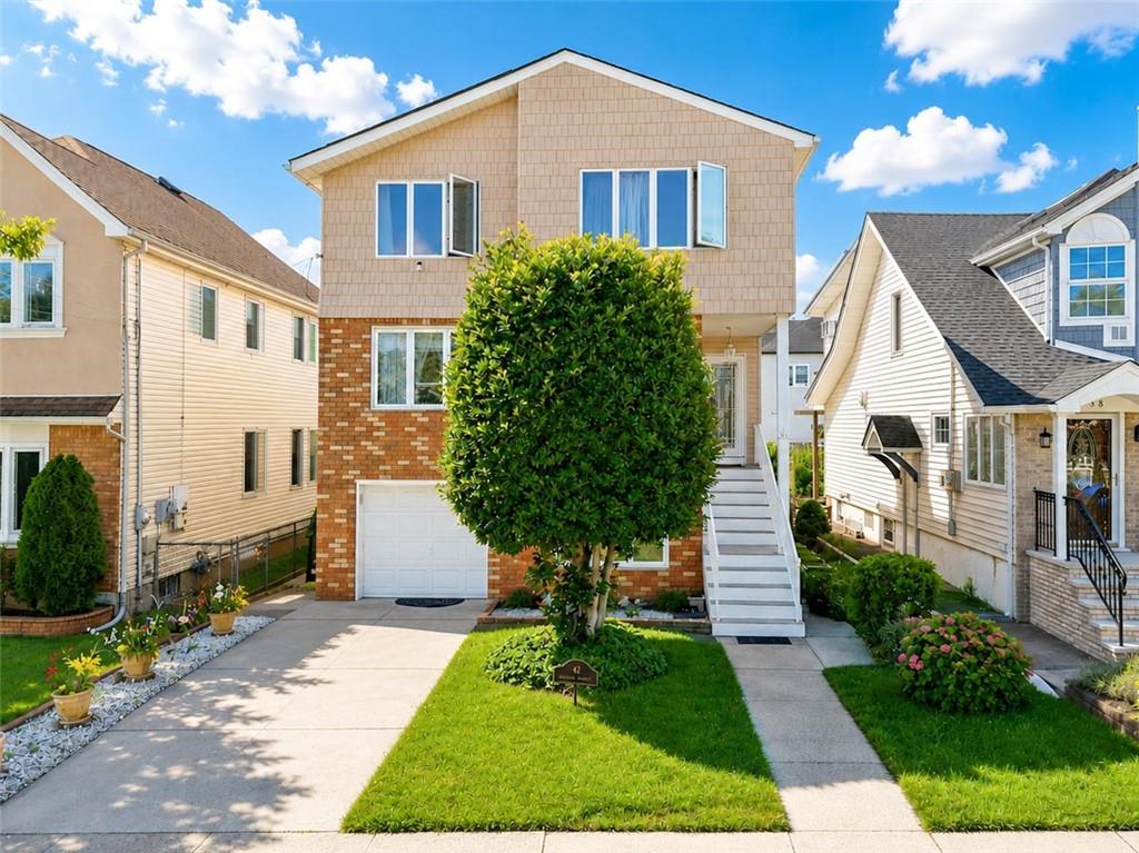42 Hamden Avenue Grant City Staten Island NY 10306