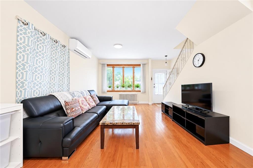 266 Kensington Avenue Arrochar Richmond NY 10305
