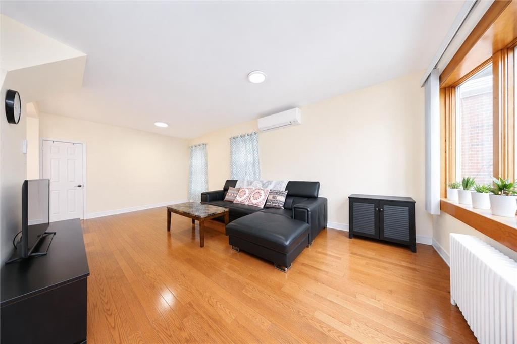 266 Kensington Avenue Arrochar Richmond NY 10305
