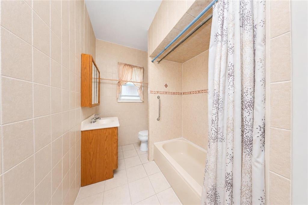 266 Kensington Avenue Arrochar Richmond NY 10305