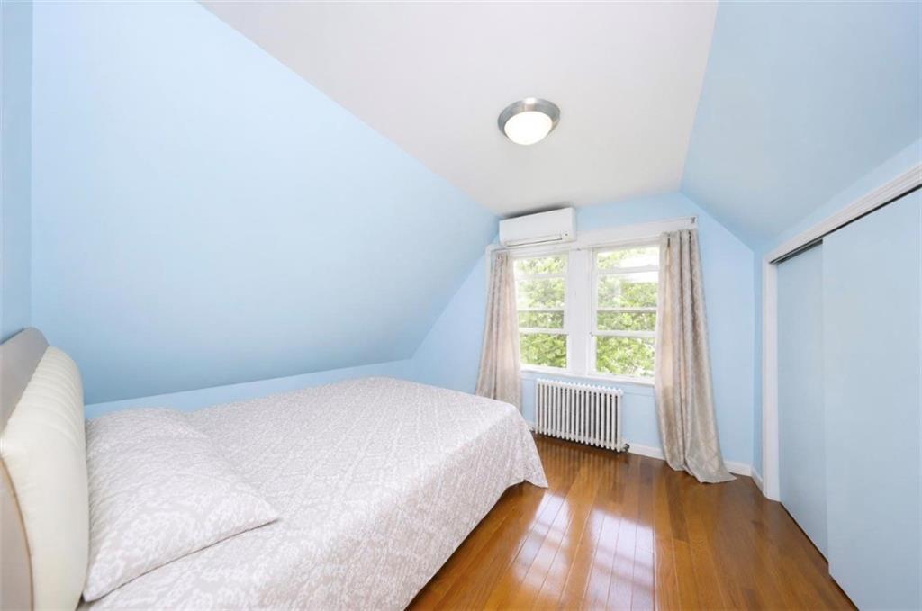 266 Kensington Avenue Arrochar Richmond NY 10305