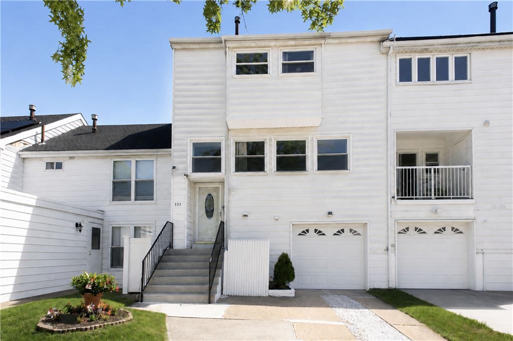 333 HAMPTON GREEN Arden Heights Staten Island NY 10312