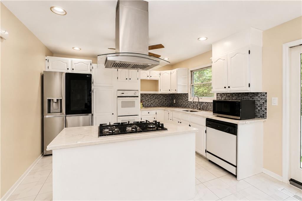 333 HAMPTON GREEN Arden Heights Staten Island NY 10312