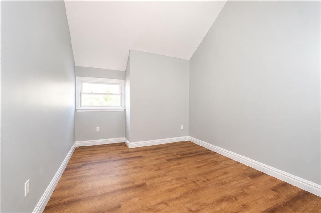 333 HAMPTON GREEN Arden Heights Staten Island NY 10312