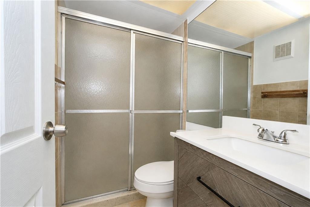 333 HAMPTON GREEN Arden Heights Staten Island NY 10312
