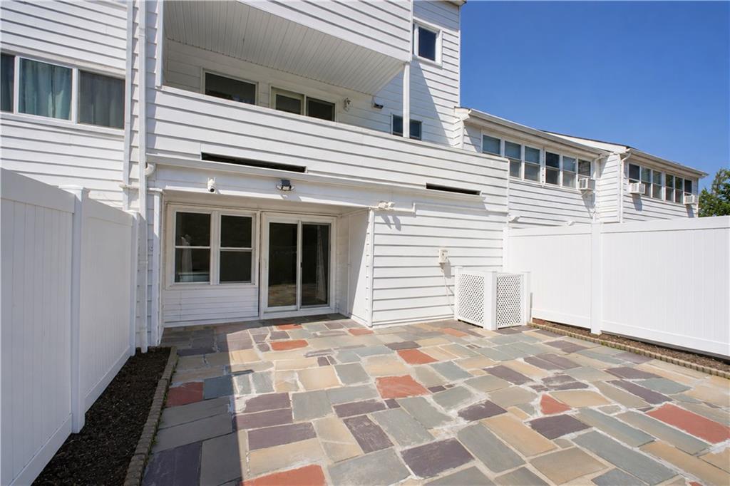 333 HAMPTON GREEN Arden Heights Staten Island NY 10312
