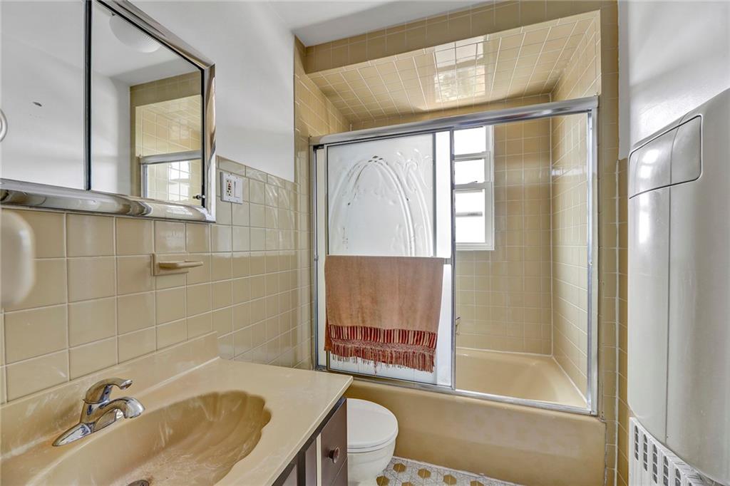 1548 East 38th Street Marine Park Brooklyn NY 11234