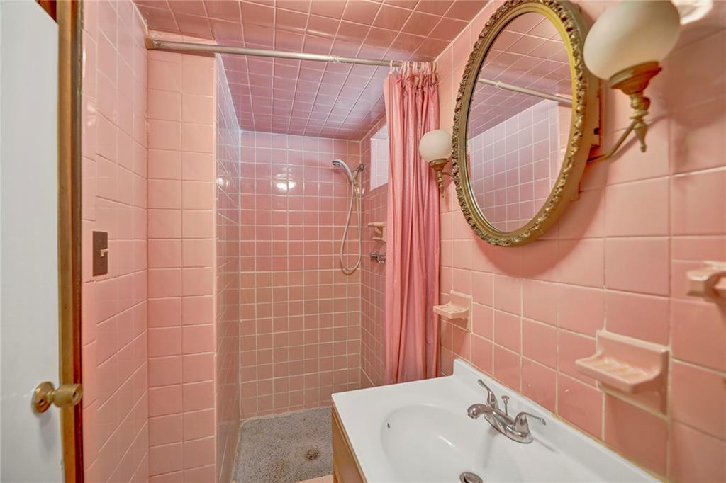 1548 East 38th Street Marine Park Brooklyn NY 11234