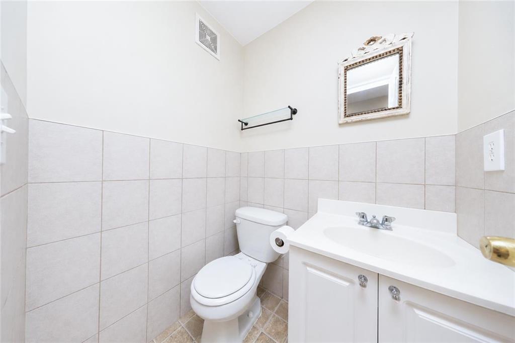 81 Gary Street Arden Heights Staten Island NY 10312