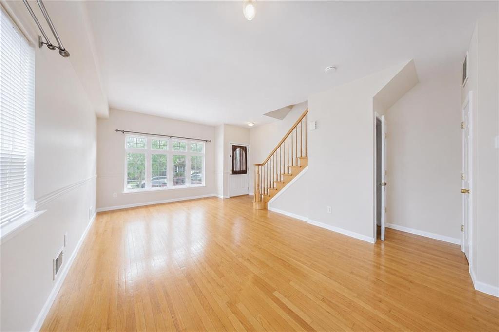 81 Gary Street Arden Heights Staten Island NY 10312
