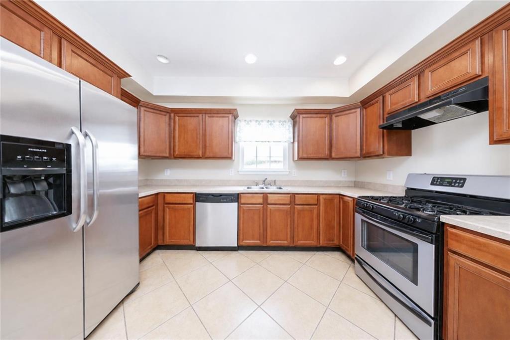 81 Gary Street Arden Heights Staten Island NY 10312