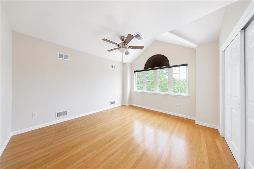 81 Gary Street Arden Heights Staten Island NY 10312
