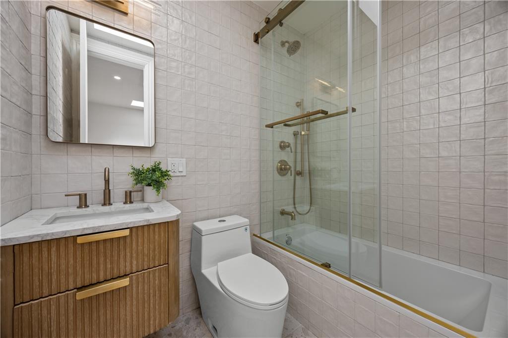 394 Bainbridge Street Bedford Stuyvesant Brooklyn NY 11233