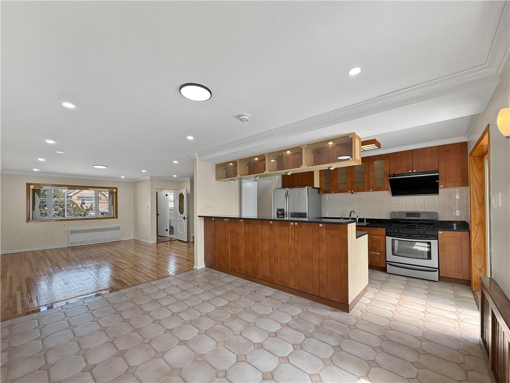 8885 15th Avenue Bensonhurst Brooklyn NY 11228