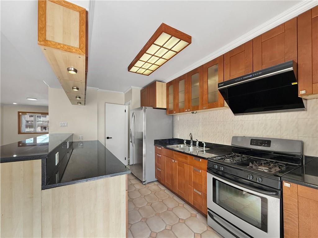 8885 15th Avenue Bensonhurst Brooklyn NY 11228