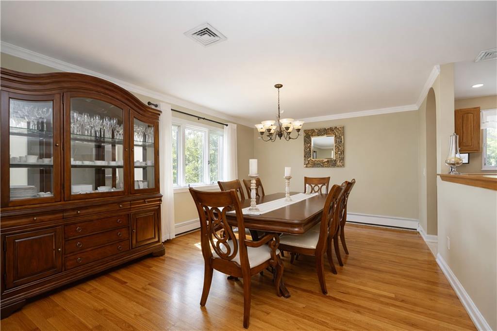 35 Cattaraugus Street Sunnyside Staten Island NY 10301