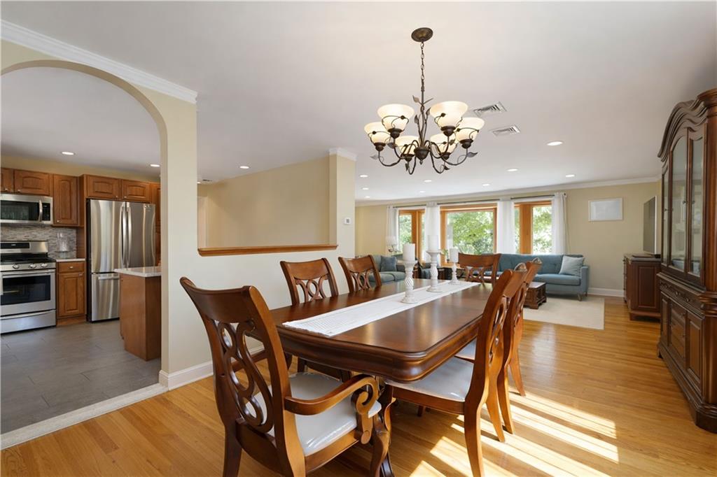 35 Cattaraugus Street Sunnyside Staten Island NY 10301