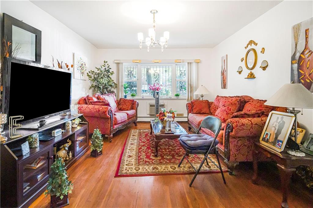 724 East 82nd Street Canarsie Brooklyn NY 11236