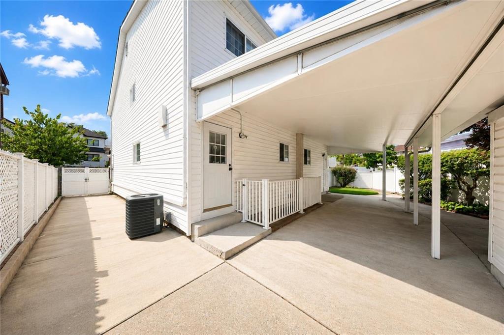 61 Ebony Street Richmond Town Staten Island NY 10306