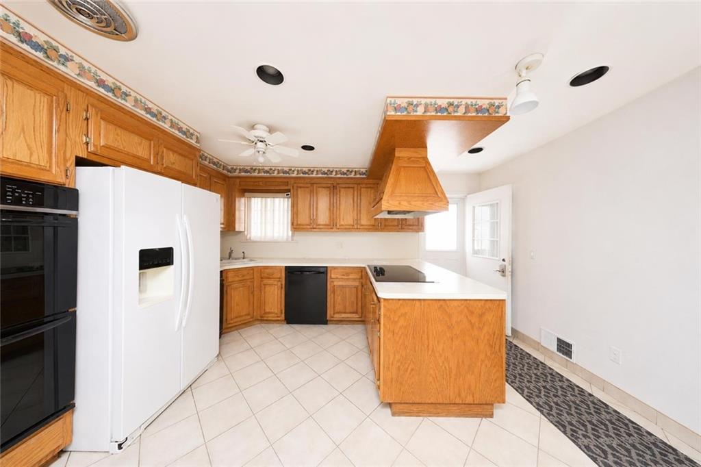 61 Ebony Street Richmond Town Staten Island NY 10306