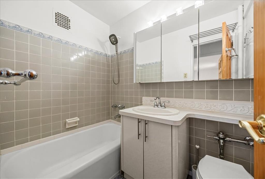 759 East 10th Street Midwood Brooklyn NY 11230