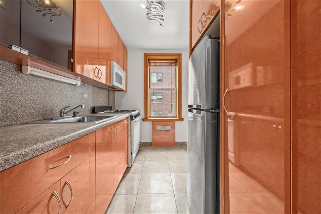 759 East 10th Street Midwood Brooklyn NY 11230