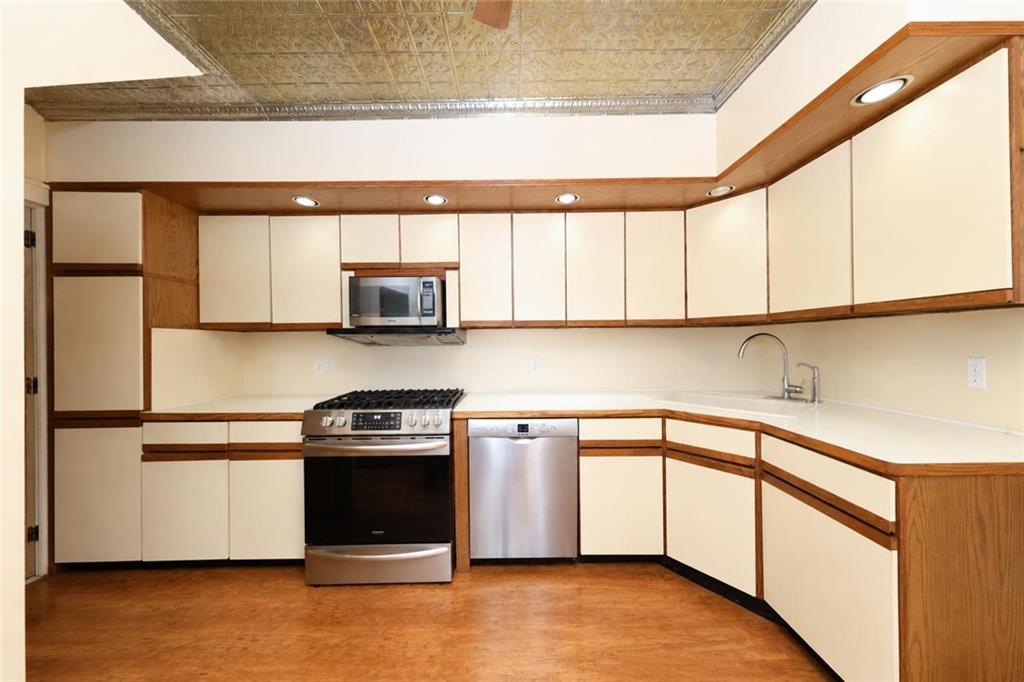 1031 80th Street Dyker Heights Brooklyn NY 11228