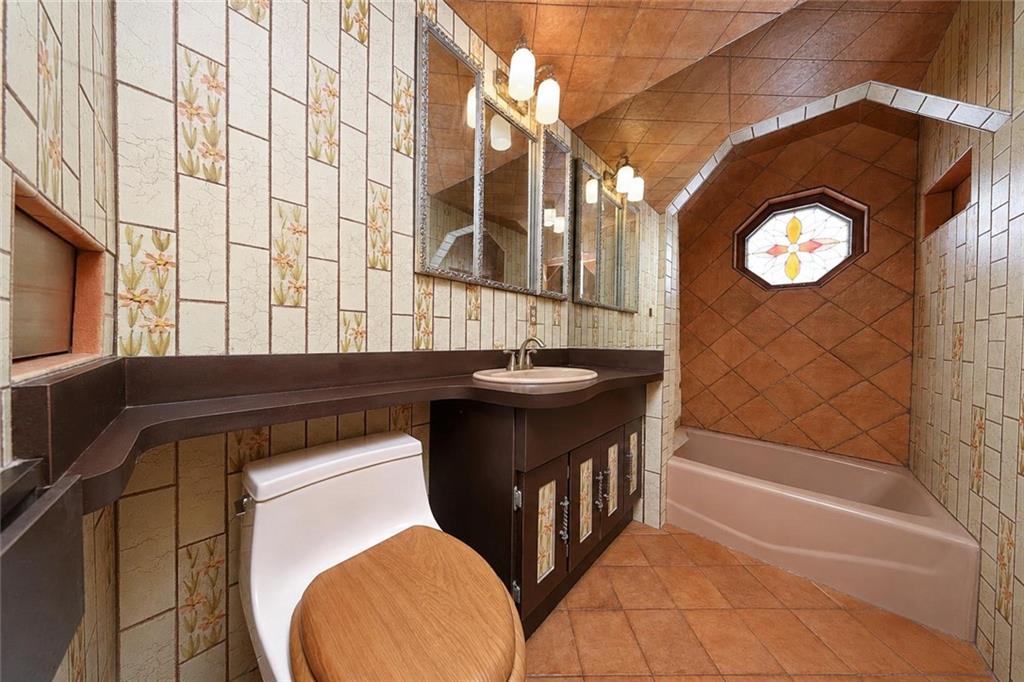 1031 80th Street Dyker Heights Brooklyn NY 11228