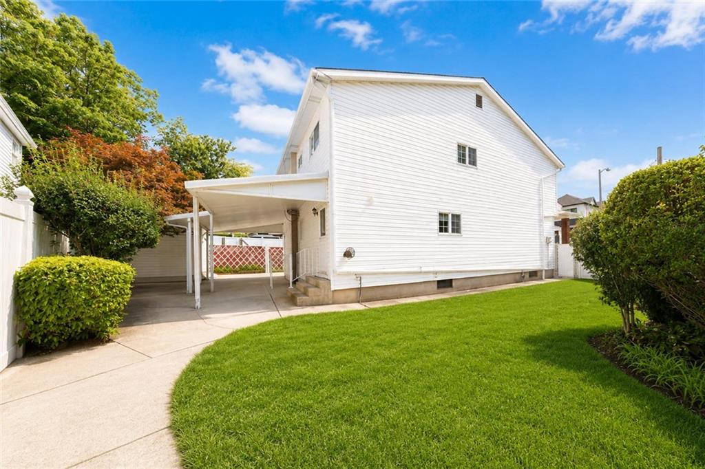 59 Ebony Street Richmond Town Staten Island NY 10306