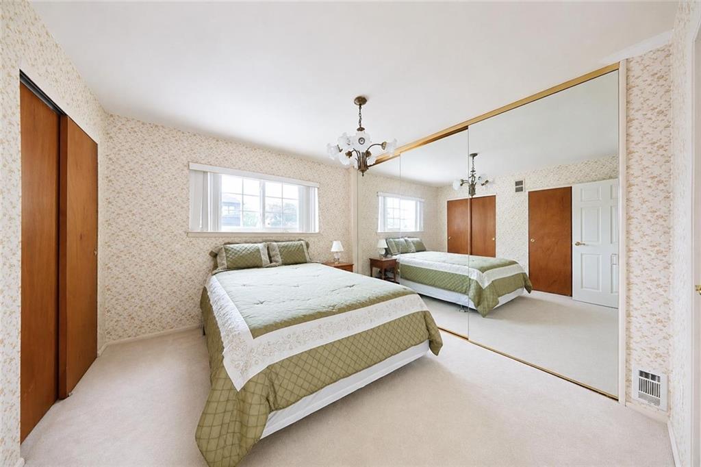 59 Ebony Street Richmond Town Staten Island NY 10306