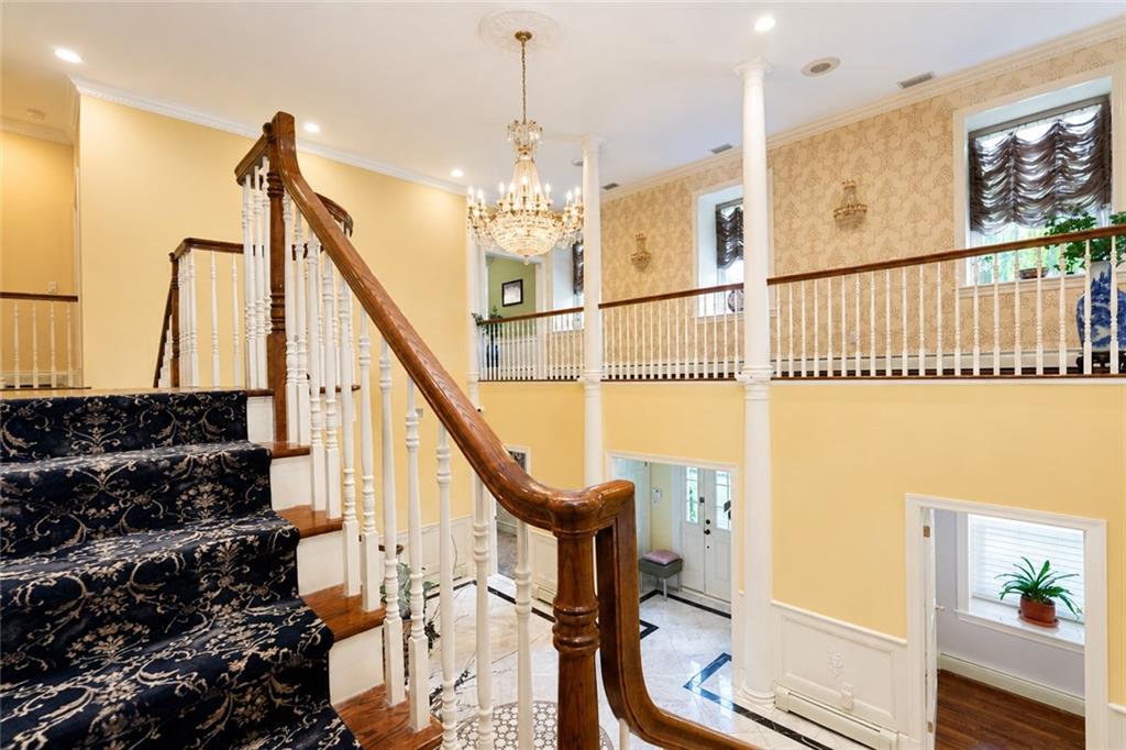 79 Flagg Court Todt Hill Staten Island NY 10304