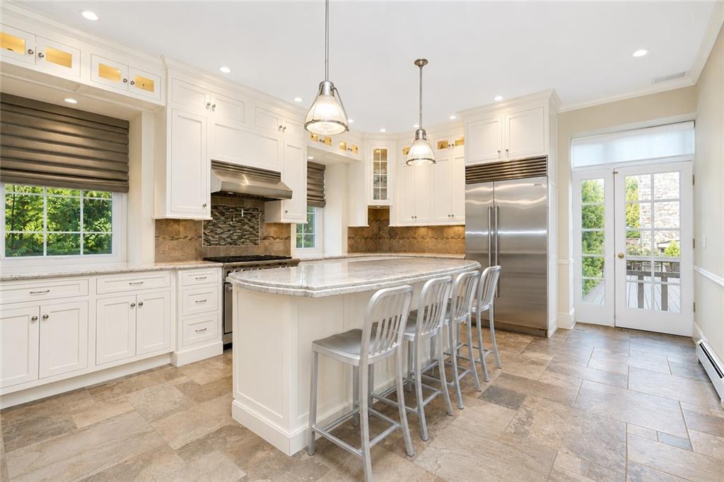 79 Flagg Court Todt Hill Staten Island NY 10304