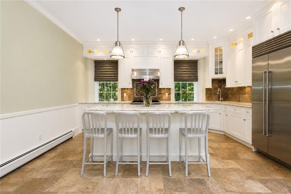 79 Flagg Court Todt Hill Staten Island NY 10304
