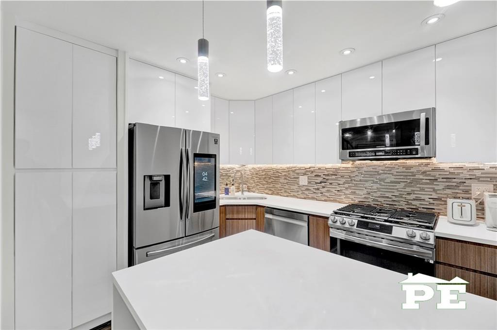 2805 East 26th Street Sheepshead Bay Brooklyn NY 11235