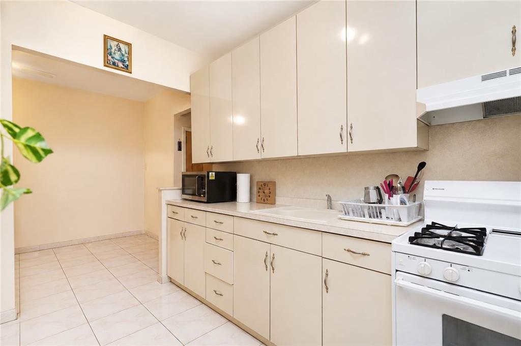 2032 84th Street Bensonhurst Brooklyn NY 11214