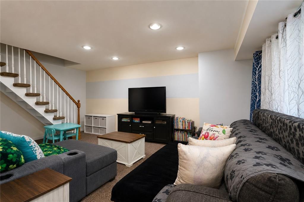 33 Regis Drive Graniteville Staten Island NY 10314