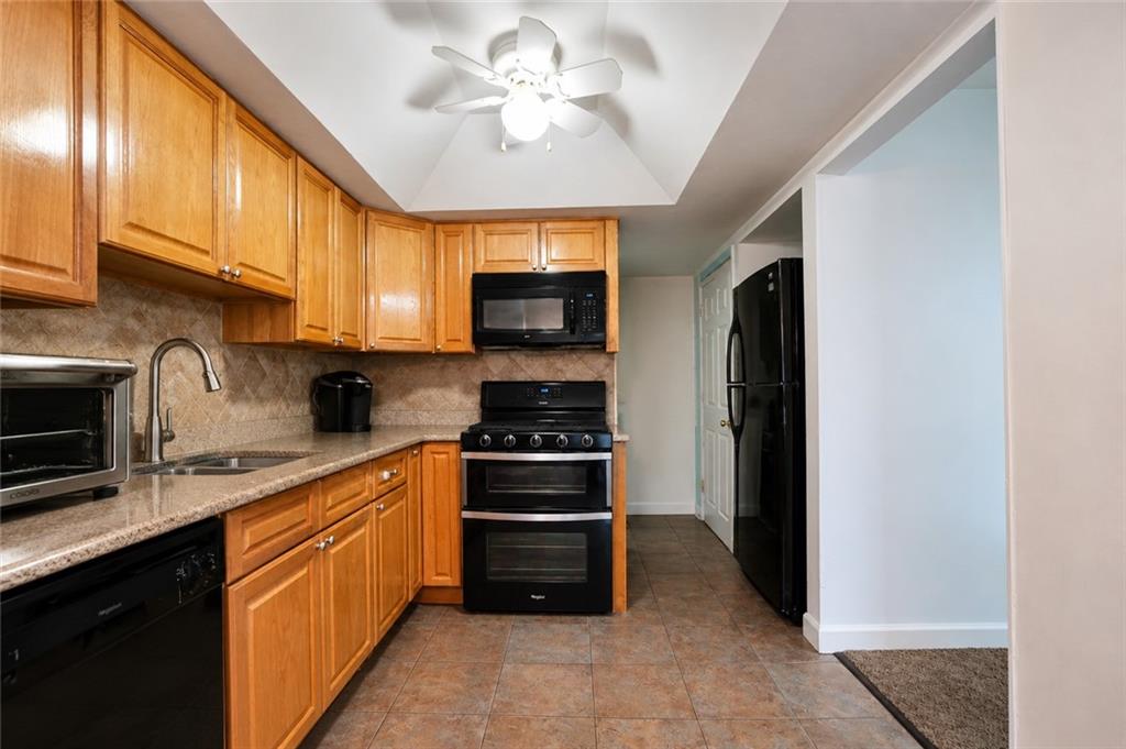 33 Regis Drive Graniteville Staten Island NY 10314